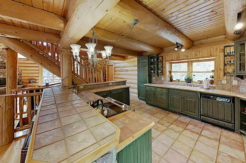 Lake Lure Waterfront At Rumbling Bald With Docks, Views And Use Home