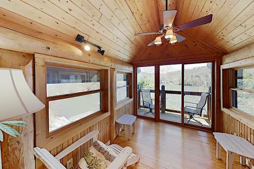 Lake Lure Waterfront At Rumbling Bald With Docks, Views And Use Home
