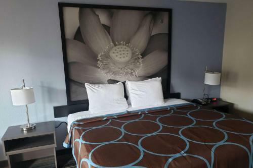 Hotel Super 8 By Wyndham Morganton
