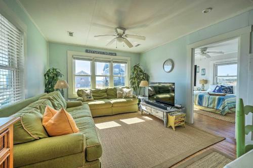 Island Time Cottage With Grill, Walk To Beach