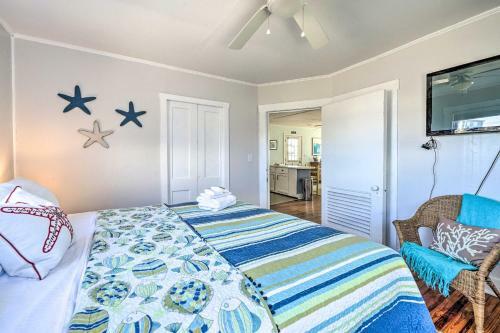 Island Time Cottage With Grill, Walk To Beach