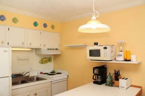 Family Vacation With Great Ocean Views, 3 Brs 2 Baths, Ncoiw