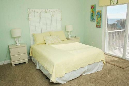 Family Vacation With Great Ocean Views, 3 Brs 2 Baths, Ncoiw