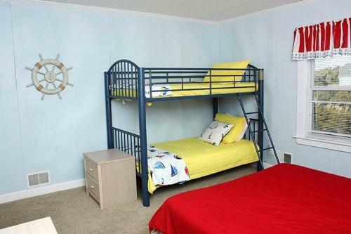 Family Vacation With Great Ocean Views, 3 Brs 2 Baths, Ncoiw