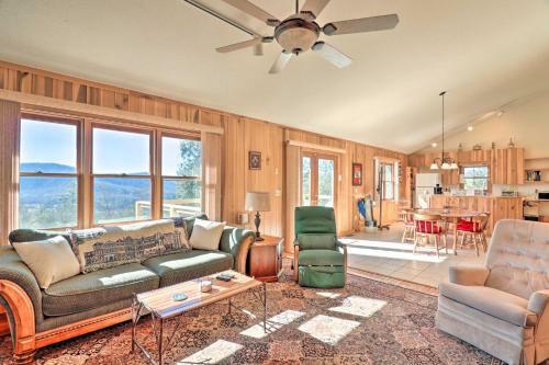 Cozy Hilltop Hideaway 10 Mi To Natl Forests
