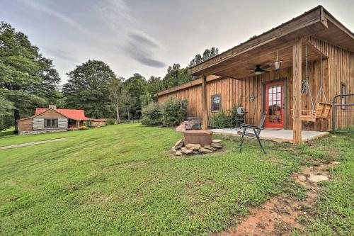 Thurmond Cabin On Alpaca Farm Near Wineries!
