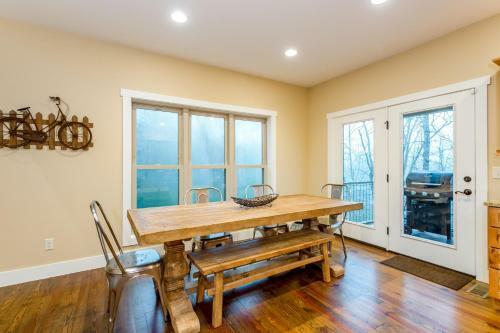 Chinquapin Cottage In Pisgah Forest Home