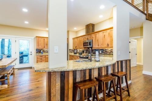 Chinquapin Cottage In Pisgah Forest Home
