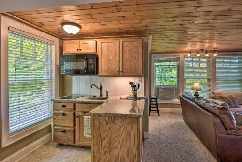 Apartamento Cozy Couples Retreat At Blue Ridge Loft!
