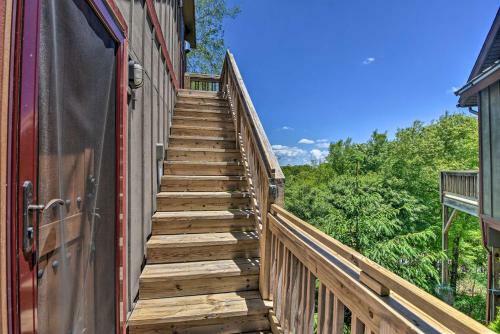 Apartamento Cozy Couples Retreat At Blue Ridge Loft!