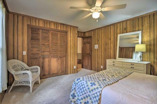 Lake And Golf Retreat With Dock And 2 Luxe Decks!