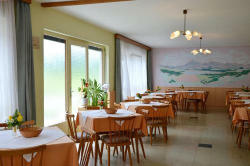 Hostal Pension Hribernig