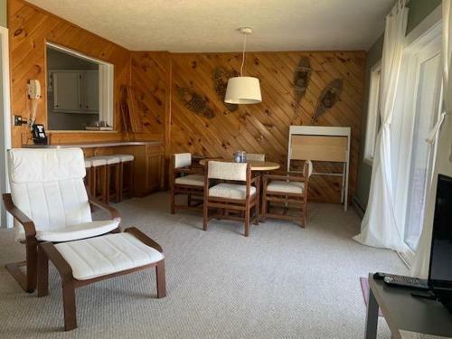 Sugar Ski & Country Club Unit 326