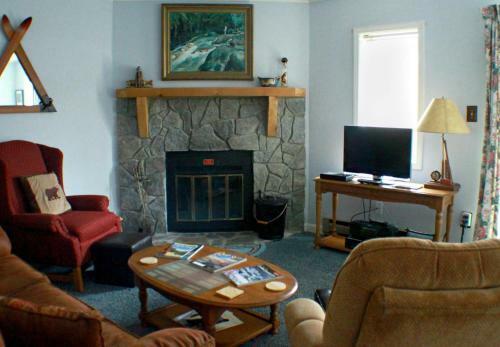 Sugar Ski & Country Club Unit 833