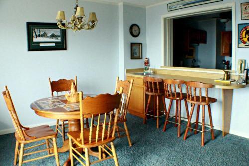 Sugar Ski & Country Club Unit 833