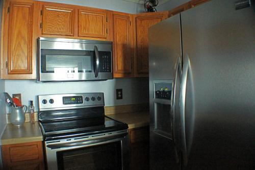 Sugar Ski & Country Club Unit 833