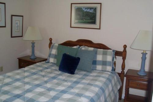 Sugar Ski & Country Club Unit 822