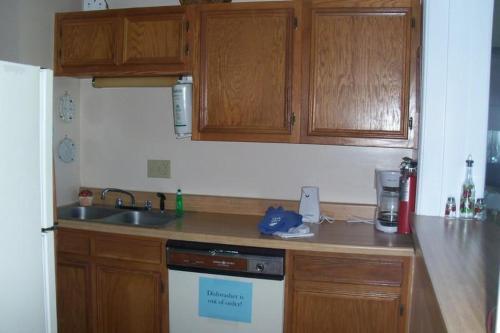 Sugar Ski & Country Club Unit 822