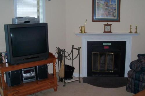 Sugar Ski & Country Club Unit 822