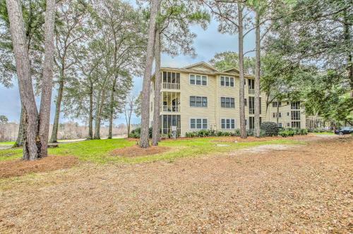 Apartamento Step-free Condo With Pool, 2 Mi To Sunset Beach