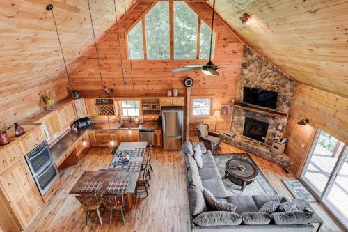 Daze Off Cabin Cabin