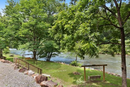 Tuckaway Retreat