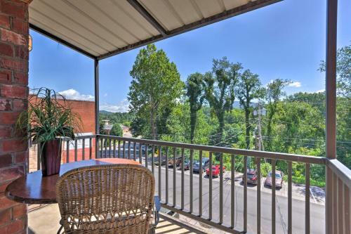 Apartamento Modern Main St Apt In Downtown Waynesville!