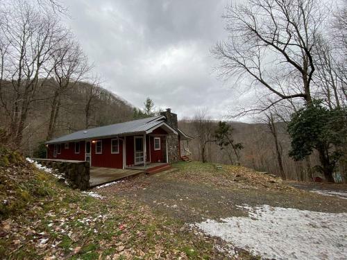 Cardinal's Nest Home