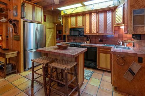 Creekside Bunkhouse