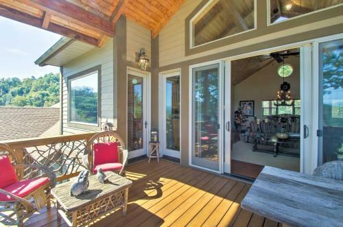 Apartamento Bryson City Condo With Deck For Viewing Fall Colors!