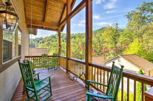 Apartamento Bryson City Condo With Deck For Viewing Fall Colors!