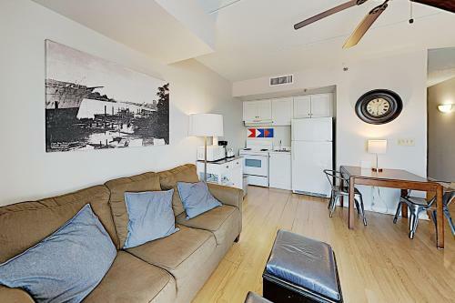 Apartamento Condo In Historic District With River Views Condo