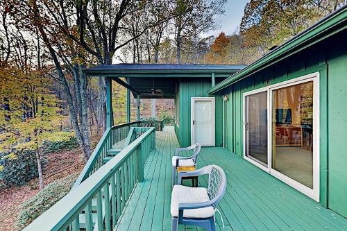 Private Mountain-view Home Near Skiing, Golf, Lake Home
