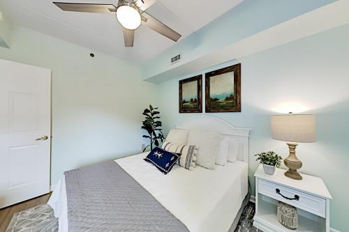 Apartamento Historic River-view Condo - Walkable Locale