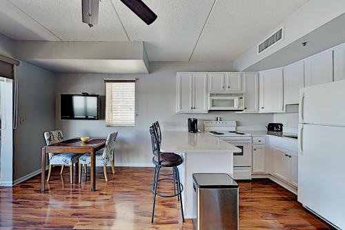 Apartamento New Listing! Walkable Historic District Condo Condo