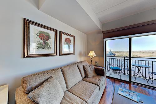 Apartamento New Listing! Walkable Historic District Condo Condo