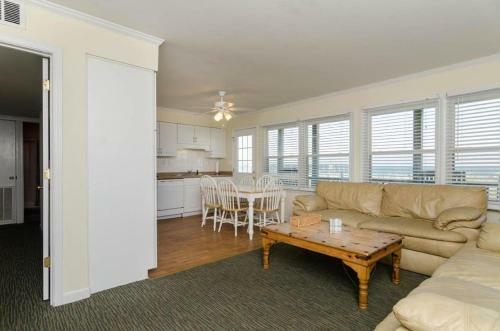 Barker, Lower Unit