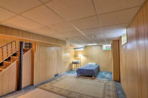 Pet-friendly Home Less Than 8 Mi To Downtown Cleveland!
