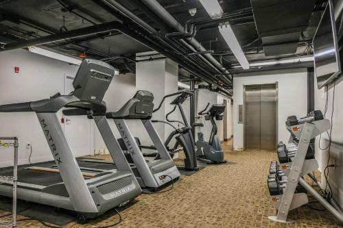 Apartamento Large 2br Apt Near Perk Plaza By Frontdesk