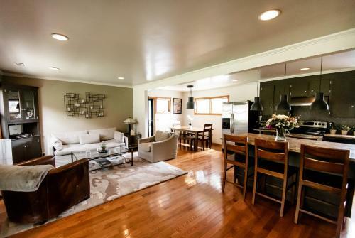 Hostal Small Batch Lodging