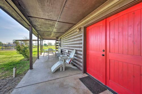 Broken Bow Retreat With Game Room And Hot Tub!