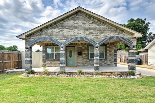 Oklahoma City House With Yard - 10 Mins To Downtown!