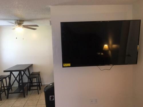 Fully Furnished Two Bedroom Apartment