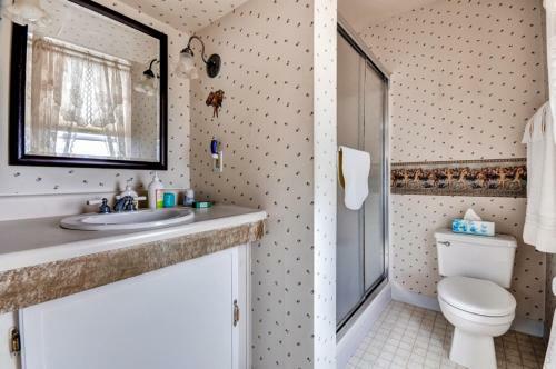 Apartamento Astoria Painted Lady Historic Apt With River View!