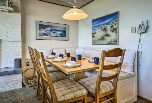 Oceanfront Escape With Pacific Views Surf And Explore