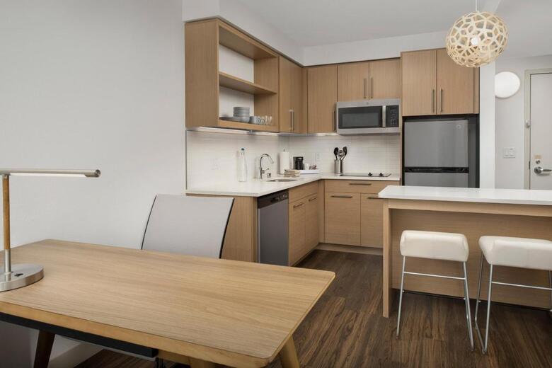 Hotel Element Portland Beaverton