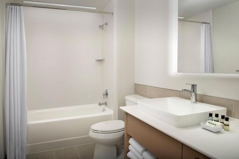 Hotel Element Portland Beaverton