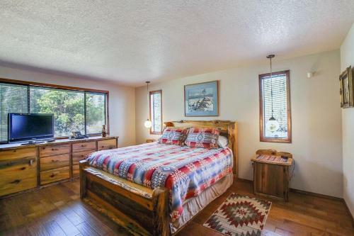Big River Hideaway