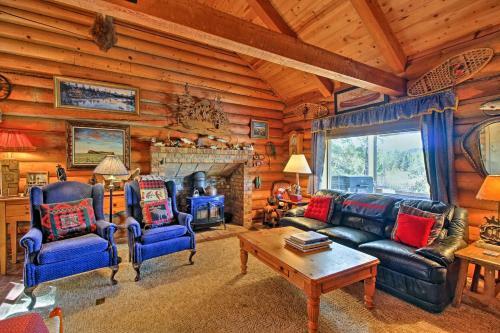 Private Log Cabin In Bend With Deschutes River View!