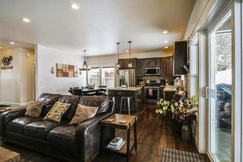 Trails End Retreat Home
